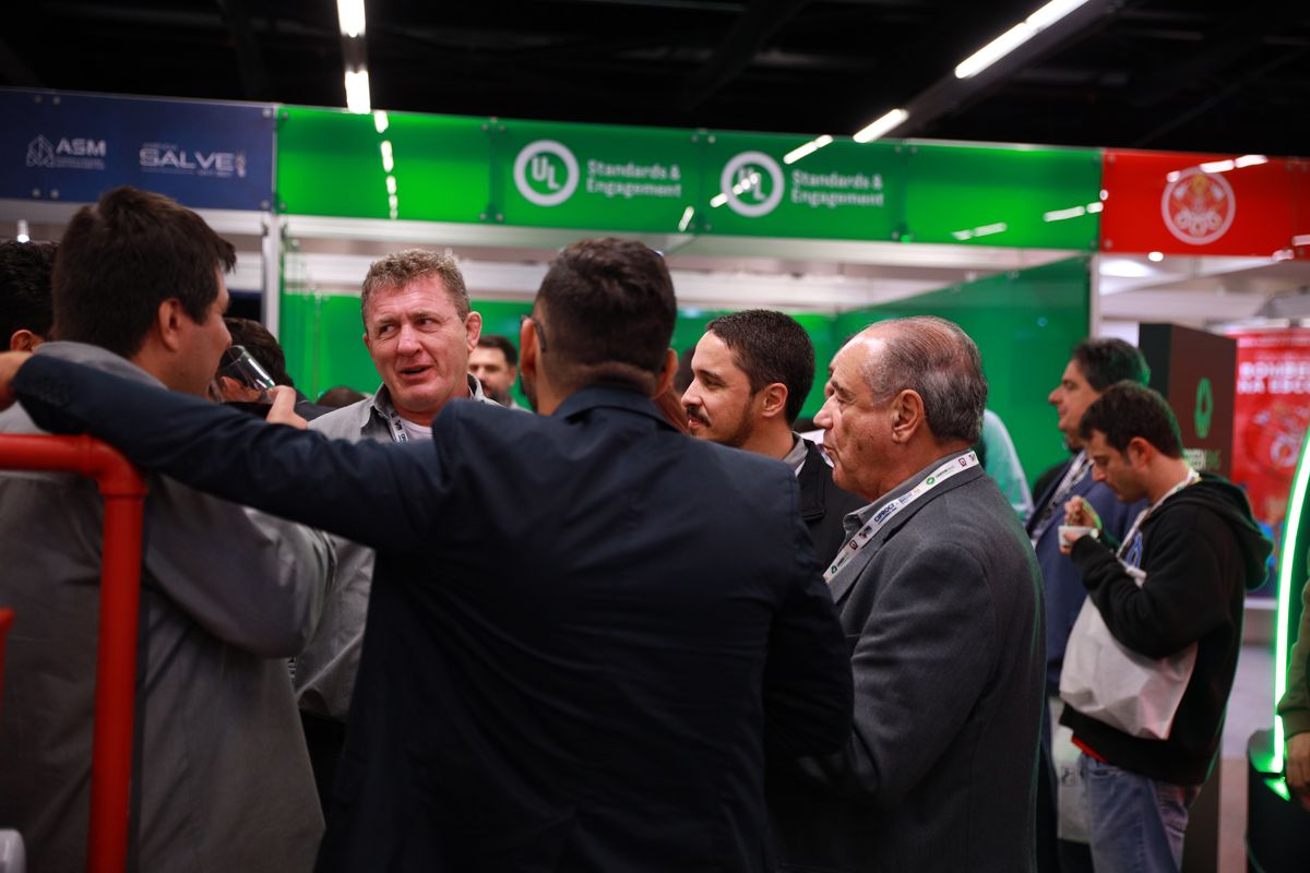 Networking en la muestra comercial